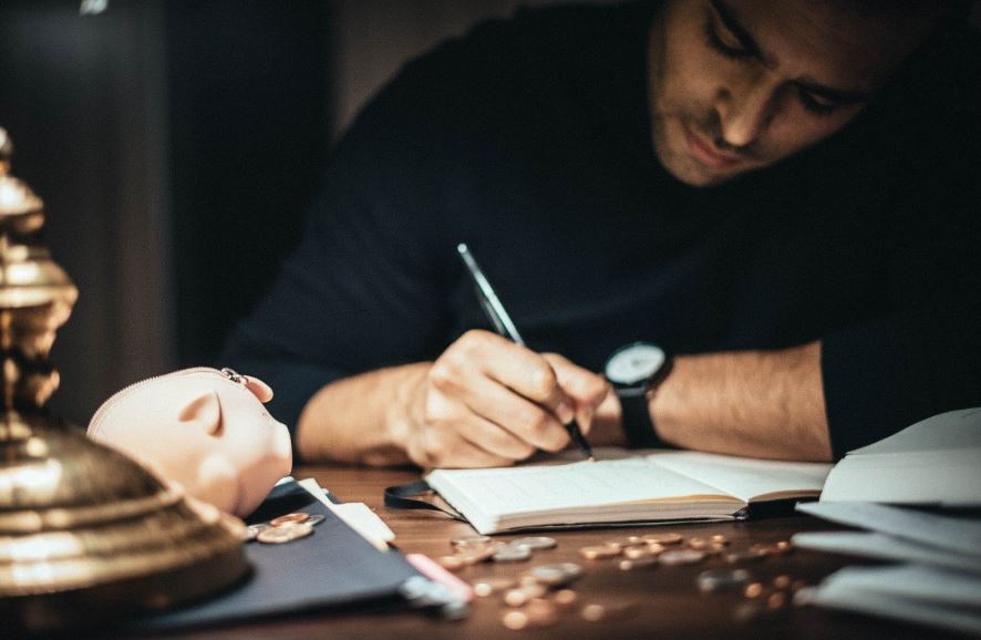 How To Navigate The World Of Book Publishing Services